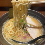 濃厚鶏そば シロトリコ - 