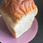 LUPOSTO - やぎミルクの食パン