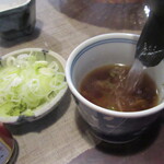 手打そば　いしやま - いつもネギが余っちゃう。