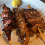 やきとん 宮ちゃん - レバーひもはつ（3種各150円）