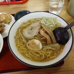 Marusan - 大盛の味噌ラーメン。…‥大盛(+100円)