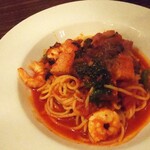 Yumesaki Coffee Ufufu - 小蝦仁培根蒜香番茄醬義大利麵