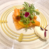 レストラン ロワール フレンチ - サーモンのマリネ柑橘風味