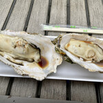 万代島鮮魚センター ピアBandai - 浜焼き　牡蠣2つセットで540円