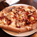 hectopascal - アグロドルチェ（岩手県産 菜彩鶏もも肉の窯焼きと 玉ねぎの甘酸っぱいマリネ アーモンドの香り）