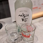 牛串・焼肉・ホルモン 麻布十番 10 - 韓国焼酎(ソウルの夜)