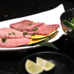 焼肉 いのうえ - 厳選希少部位2種盛り(塩)