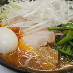 ラーメン 三亀 - 正面アップ