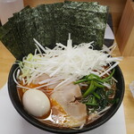 ラーメン 三亀 - ジワ辛ラーメン 900円