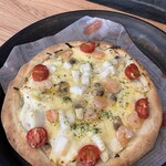 Seafood pizza