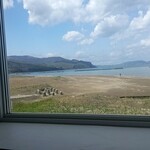 カフェ ハナ - 窓からの眺め