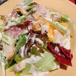 タパス＆タパス - 小皿に取り分けていただいたシーザースサラダ