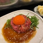 焼肉ホルモン多喜万 - レアステーキソーメン