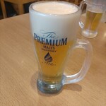 肉汁餃子と190円レモンサワー 難波のしんちゃん - 