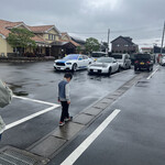 おぐら屋 - 開店前。駐車場は第一、第二合わせて70台ある。