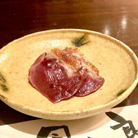 たでの葉 - いい塩梅に炙られた天然真鴨のタタキ　旨いなぁ