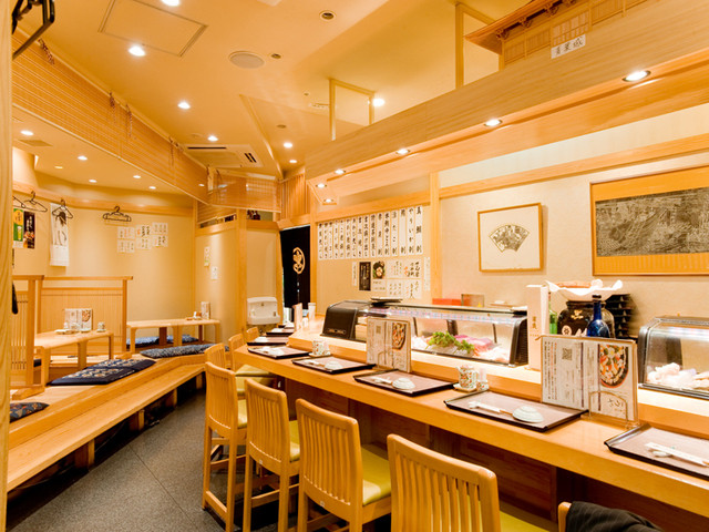 こうや 仙台駅中すし通り店 &ndash; 新鮮な寿司が味わえる駅直結の寿司屋