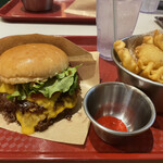 CENTRAL BURGER SHOP - チーズバーガー　ポテトセット