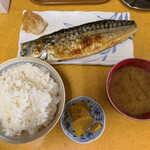 御食事処 山水 - 