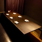 Garo - 大きい個室は６名〜９名様までご利用可能です。テレビモニター付き。