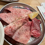 Yakiniku Horumo Mmaruyoshi Seinikuten - 