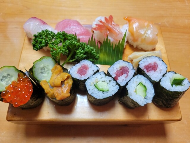 蛇乃目鮨 &ndash; 新庄の本格寿司店 | 新鮮な海の恵みを堪能