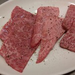 焼肉チャンピオン - 