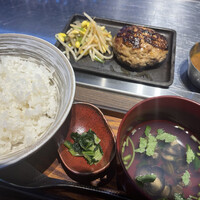 鉄板和食とワイン 萬鉄 - 