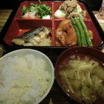 快食倶楽部　万年 - 日替わりランチ900円