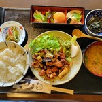 Shokudou Suzuhiro - 近江黒鶏たれ焼き定食