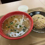 味のラーメン赤門 - 