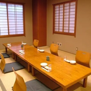 [Private rooms available] We have 7 large and small rooms with hori kotatsu and tatami mats.