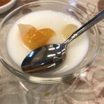 金春 - 杏仁豆腐