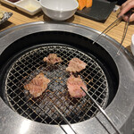 焼肉 ドラゴン - 