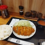 Tonkatsu Maruya - ロースかつ定食