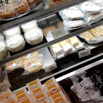 栃尾豆庵 - ショーケース