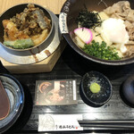 Godaime Hanayama Udon - 上州御膳の麺大盛り