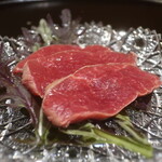 日本料理 幸庵 - カナダ産馬刺しアップ