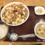 Keisen - 麻婆豆定食、水餃子未到着