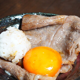 大判サーロインを丸ごと1枚！贅を尽くした【極上肉小僧焼すき】