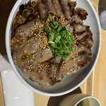 肉丼本舗 - 