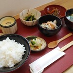 ごはんのお店 えい美 - 定食