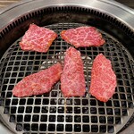 Yakiniku Miya - お肉焼き焼き～♪