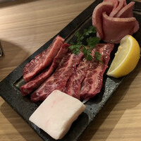 炭火焼肉寅二郎 -  炭火焼肉寅二郎 -