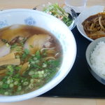 味っこ - ラーメン定食700円