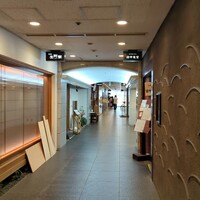 松庵 韓菜房 栄大津通店 - サウスハウスB1の雰囲気はこんな感じです(^_^)