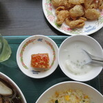 タイ国料理 ゲウチャイ - 小皿とデザート