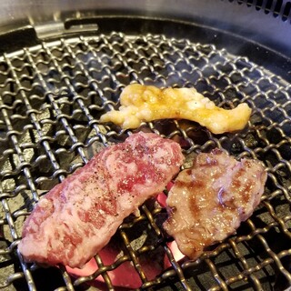 和牛焼肉ブラックホール_0