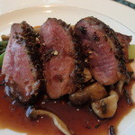 ラマージュ - シャラン産鴨ロースのロースト　エビス風味
      