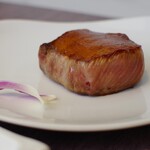 焼肉レストラン ROINS - 厚切り上タン塩（焼き上がり）